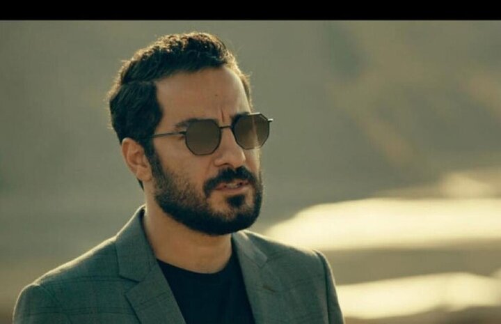 نوید محمدزاده