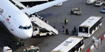 ادعای وزیر خزانه داری آمریکا: پرواز تمام هواپیماهای ایران متوقف می‌شوند